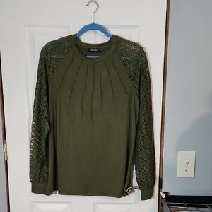 Chic Olive Lace Sleeve Top